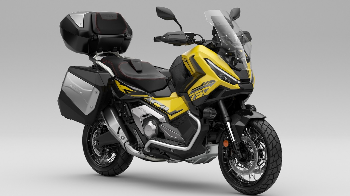 25YM Honda X-ADV