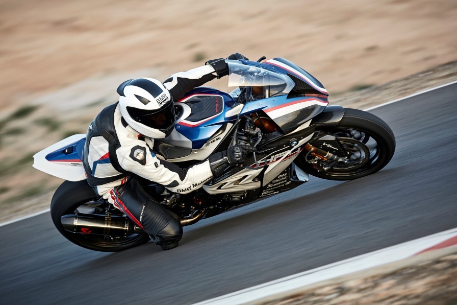 BMW-HP4-Race-pista (14)