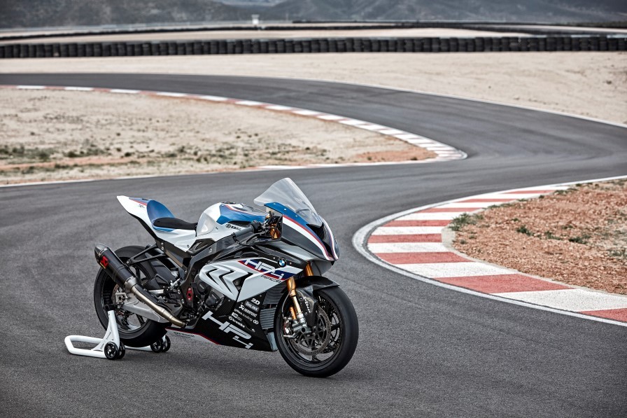 BMW-HP4-Race-staticBMW-HP4-Race-static-8