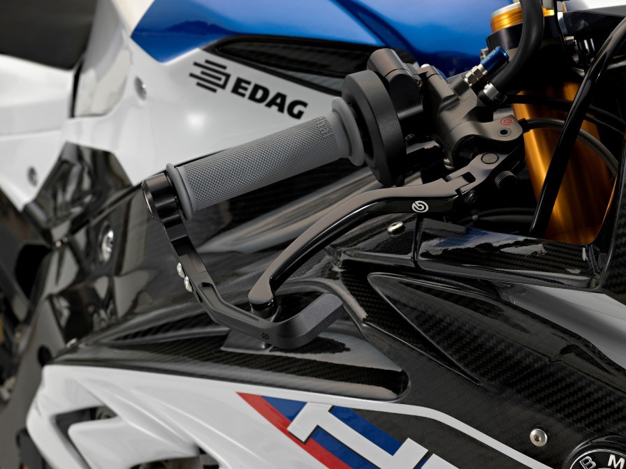 BMW-HP4-Race-studio (19)