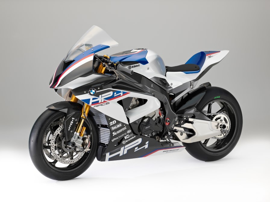 BMW-HP4-Race-studio (7)