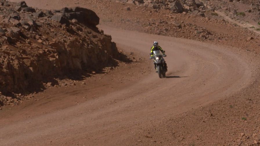 Bridgestone-Battlax-Adventure-A41-offroad-2-3