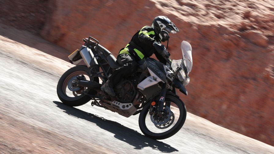 Bridgestone-Battlax-Adventure-A41-offroad-3-3