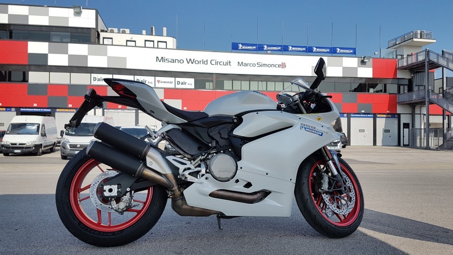 ducati-959-test-simona-pastrone-daidegas-static-17