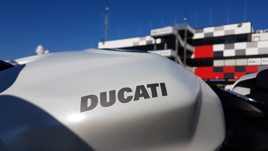 ducati-959-test-simona-pastrone-daidegas-static-2