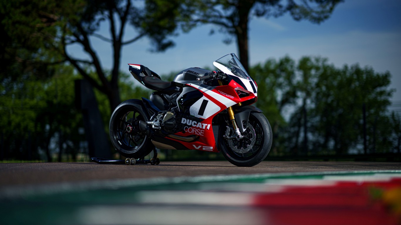 Ducati-Panigale-V2-Superquadro-Final-Edition-7