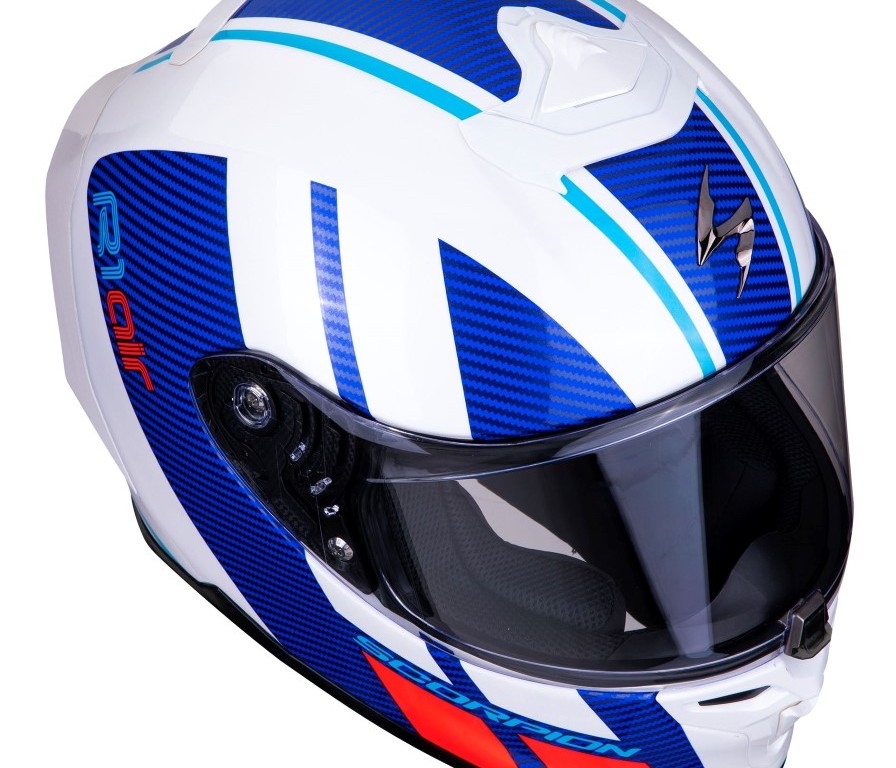 EXO-R1-AIR-CORPUS-White-Blue-Red-diag-droite