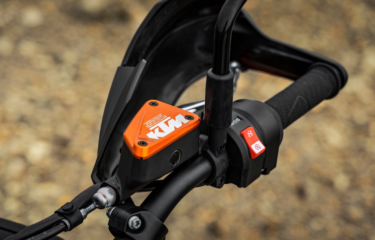 652417_MY25-KTM-790-ADVENTURE-DETAIL_KTM-790-ADVENTURE