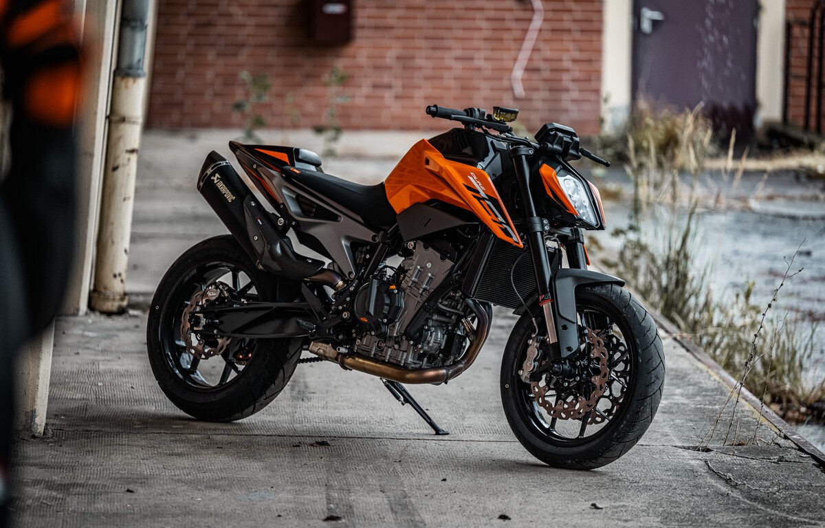 MY24-KTM-790-DUKE5