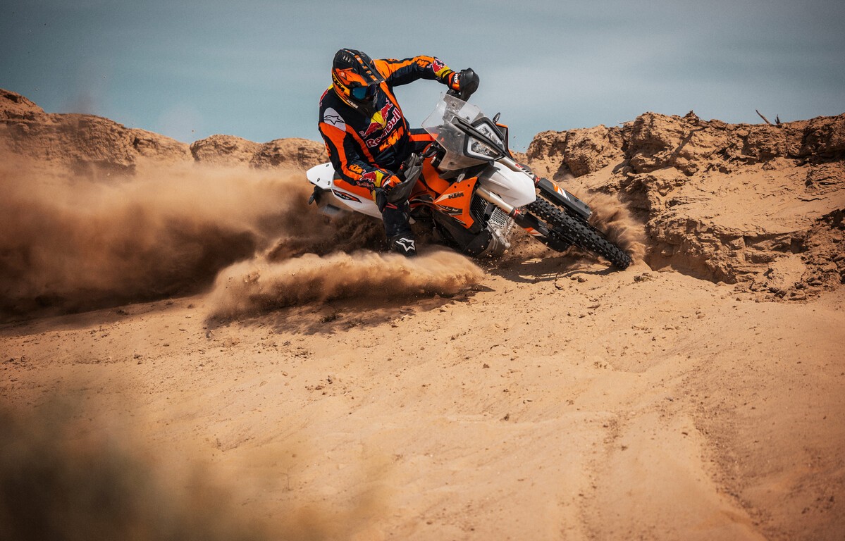 MY24-KTM-890-ADVENTURE-R-RALLY-4