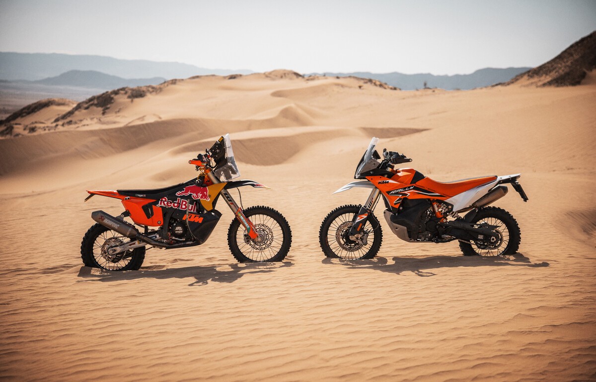 MY24-KTM-890-ADVENTURE-R-RALLY-5