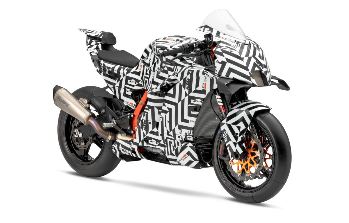 2025-KTM-990-RC-8