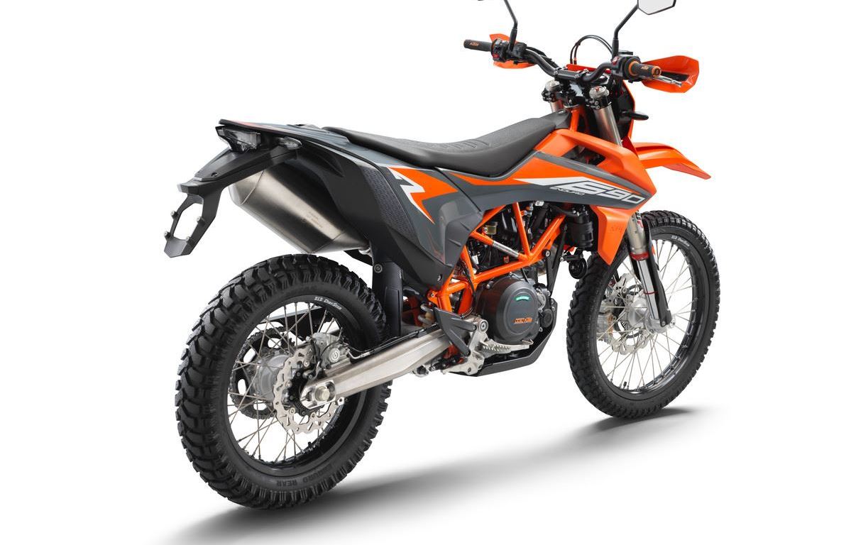 KTM-690-ENDURO-R-2021-rear-right