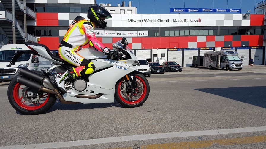 ducati-959-test-simona-pastrone-daidegas-12