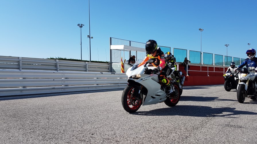 ducati-959-test-simona-pastrone-daidegas-9