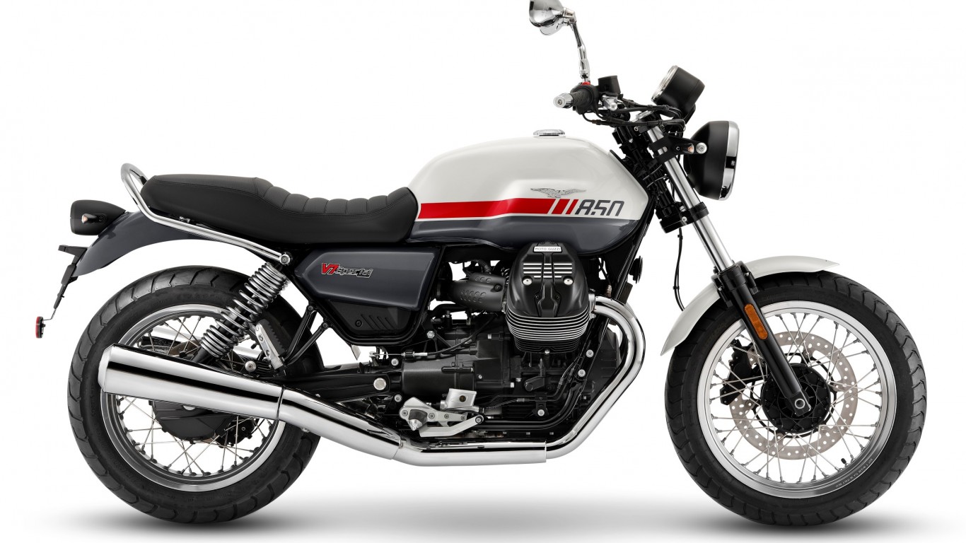 08-moto-guzzi-v7-special-red-stripe-twin-tone