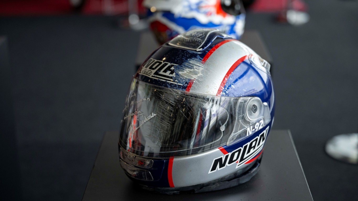 Making-MotoGP-History-Nolan-Helmets-20