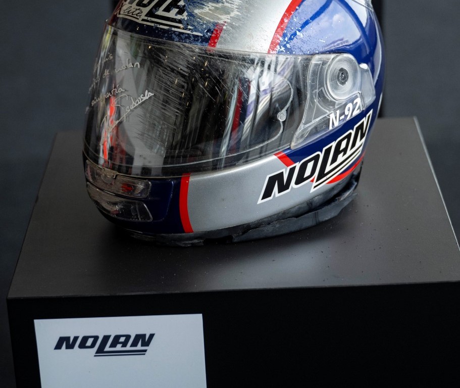 Making-MotoGP-History-Nolan-Helmets-21