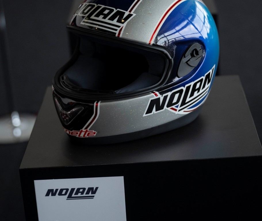 Making-MotoGP-History-Nolan-Helmets-24