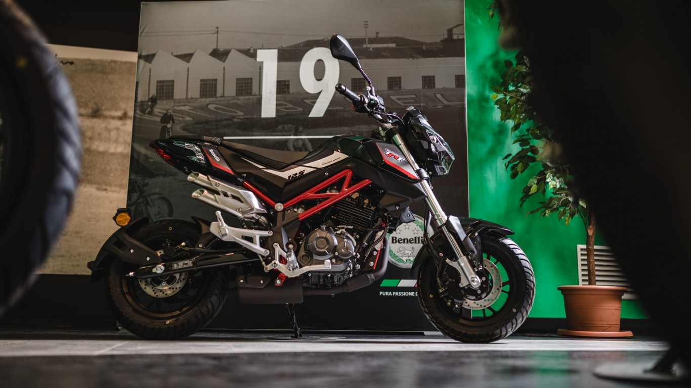 Benelli-Showroom-14