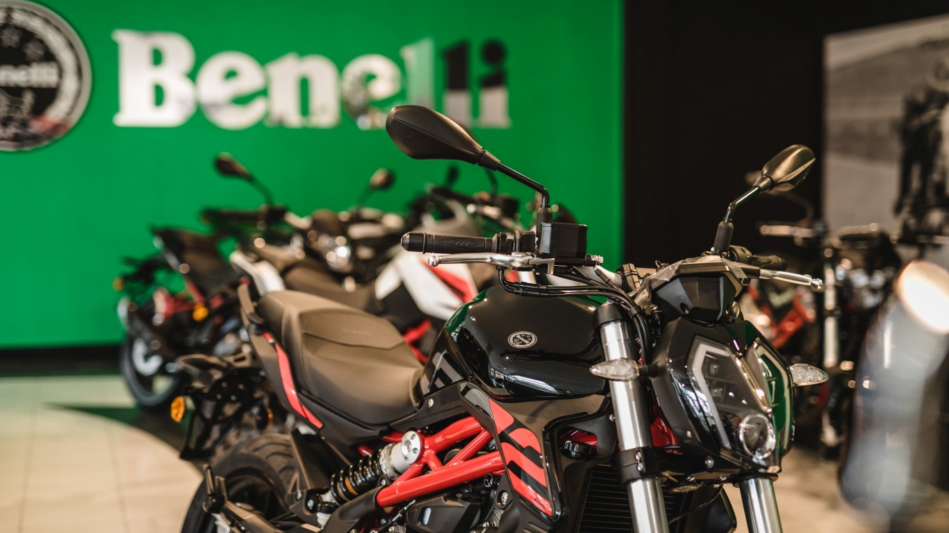 Benelli-Showroom-20