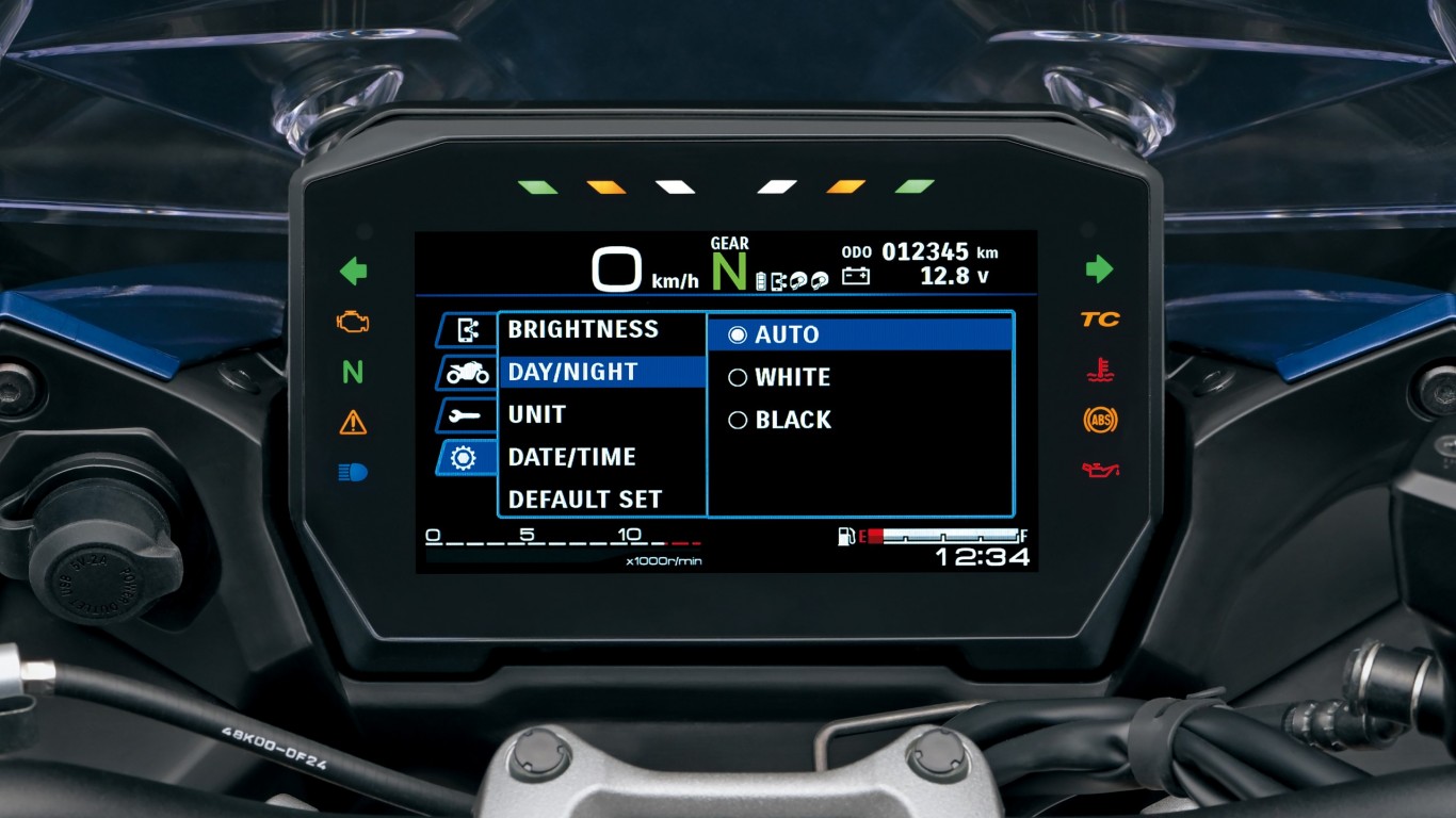 GSX-S1000GT_M2_TFT_Settings