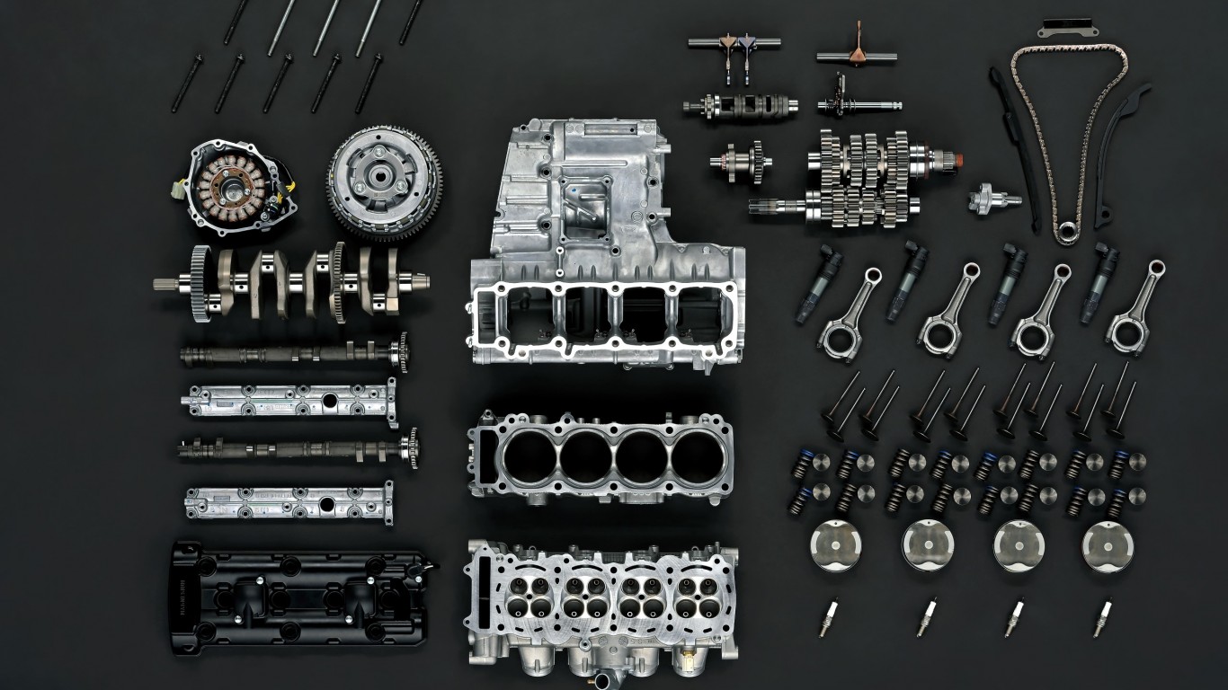 HAYABUSA_MY21_disassembled_parts_4