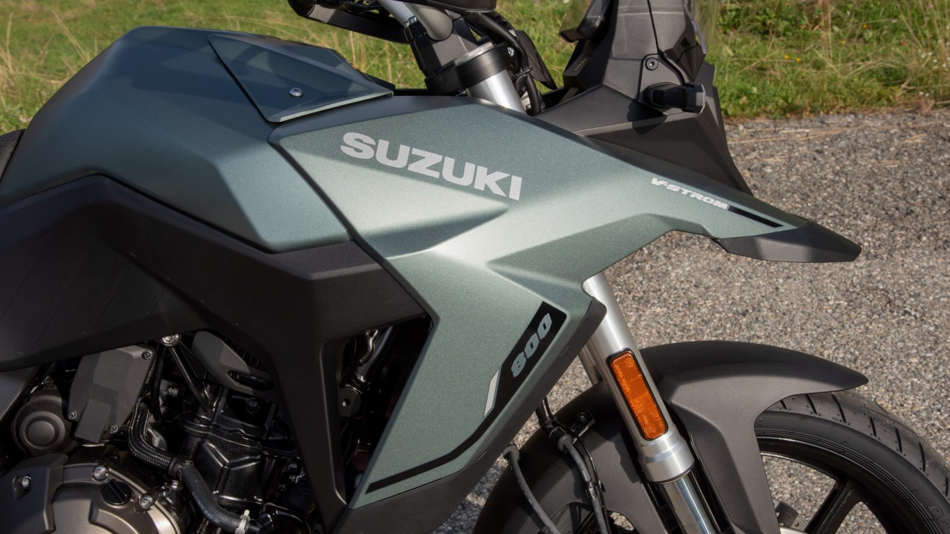 Suzuki_V-Strom_800SE__72_