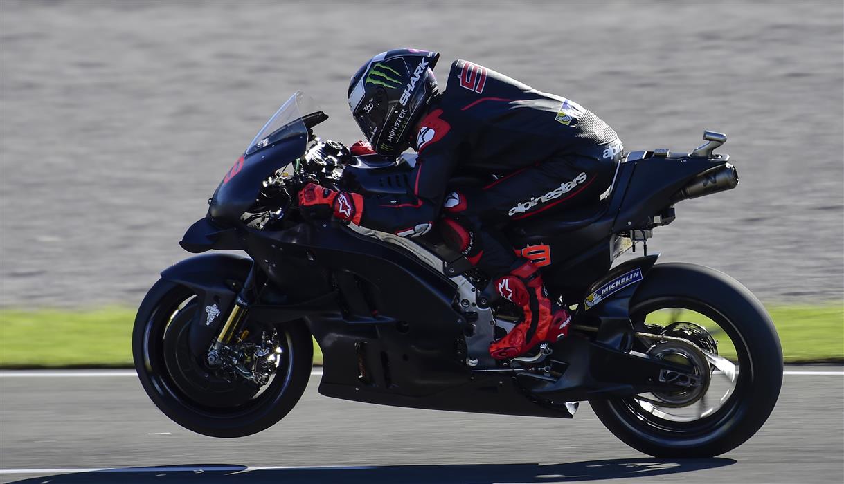 jorge-lorenzo-ducati-test-valencia-2