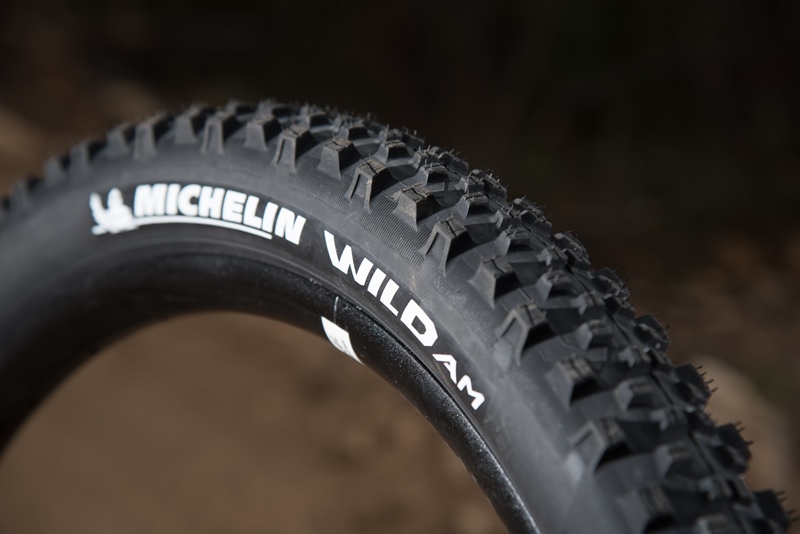 __albums_press_02_pneus-tyres_2roues-2wheels_nouvelle-gamme-vtt-michelin-2017_wild-am_aec_3796