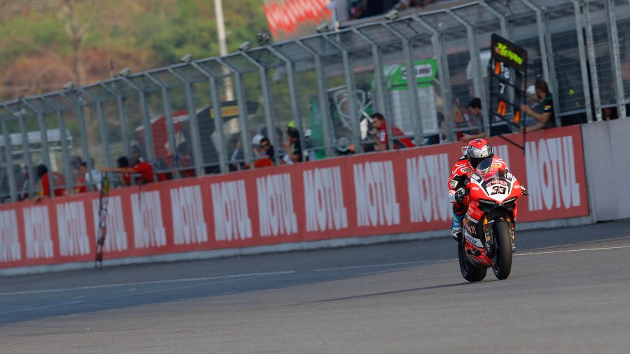 melandri-sbk-thailandia-gara2-2017