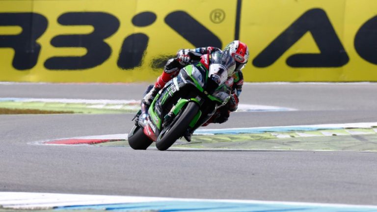 Superbike Misano, il venerdì è della Kawasaki, dietro le Ducati