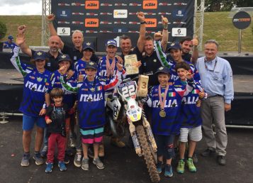 L’Italia conquista il podio al Mondiale MX Junior. Facchetti è il Campione del Mondo 125 cc