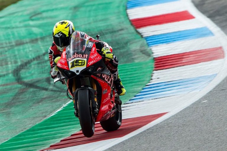 Superbike Assen, doppietta per Bautista, 2° Van Der Mark, 3° Rea