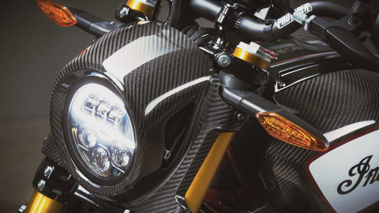 Indian FTR1200 Carbon, dal Flat Track alla serie limitata.